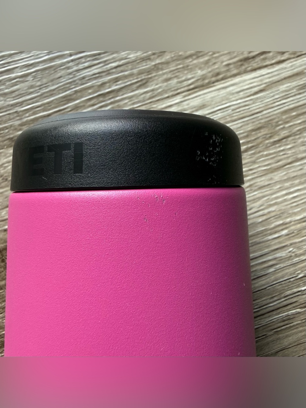Yeti Rambler 12 oz Colster Slim Can Cooler Prickly Pear Pink - Picture 6 of 7